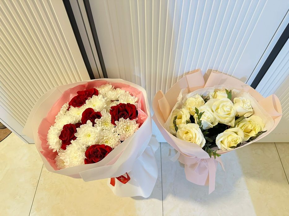 Два цветка продам за 7000 тенге. Куплены сегодня, свежие