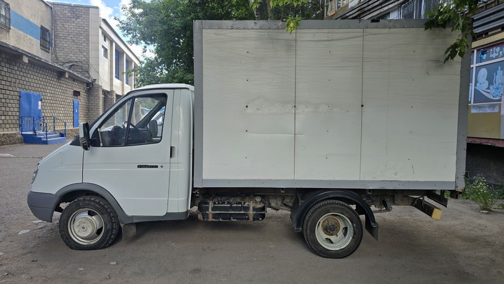 Продам газель газ 330210