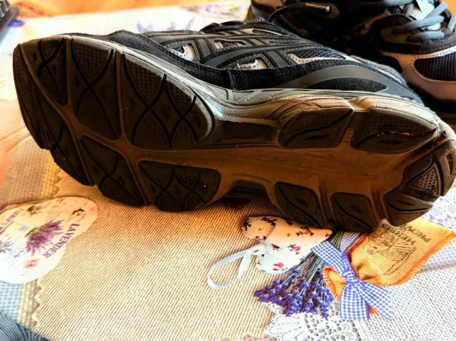 ASICS GEL-NYC – номер 45 (НОВИ!! )