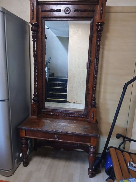 Зеркало антиквариат.