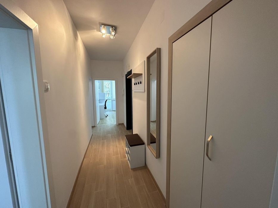 Тристаен апартамент, под наем, кв. Спортна зала