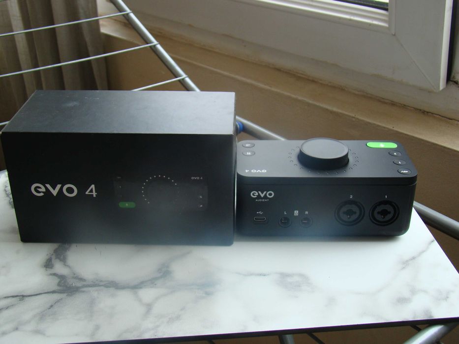 Interfeţa Audio USB EVO 4