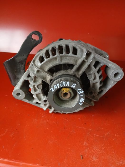 Динамо / Алтернатор Opel Zafira