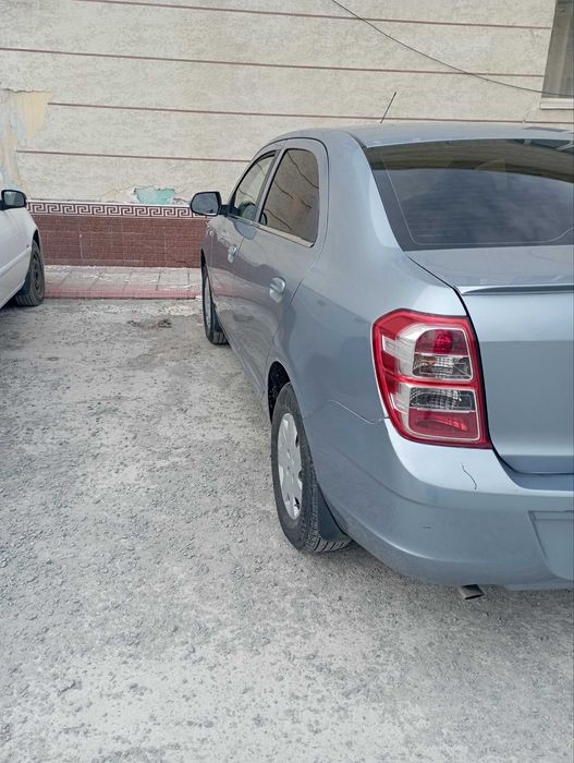 Cobalt avtomabili sotiladi