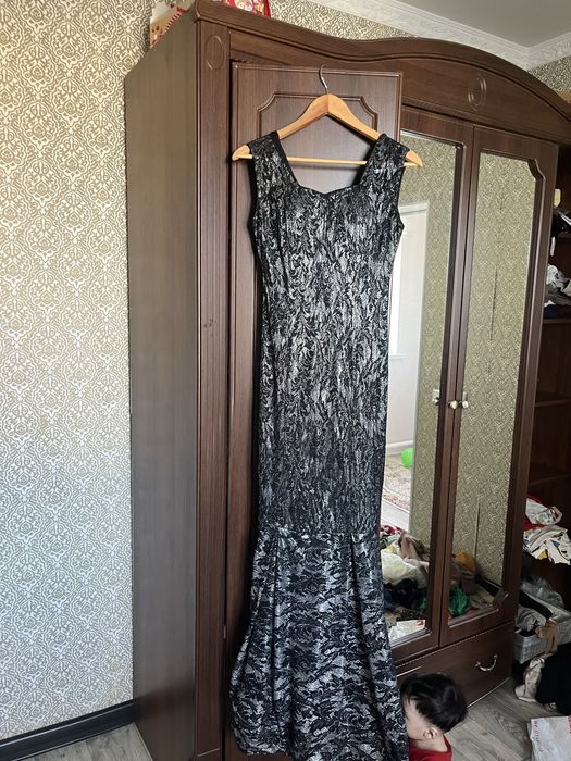 Көйлек сатамын немесе прокатқа беремін