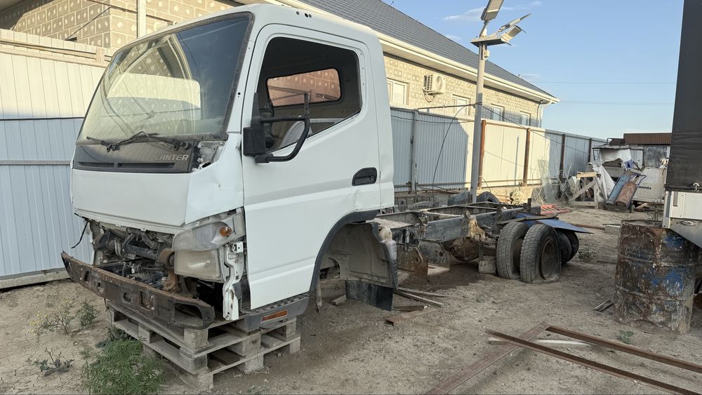 Продам Митсубиси кантер фусо
