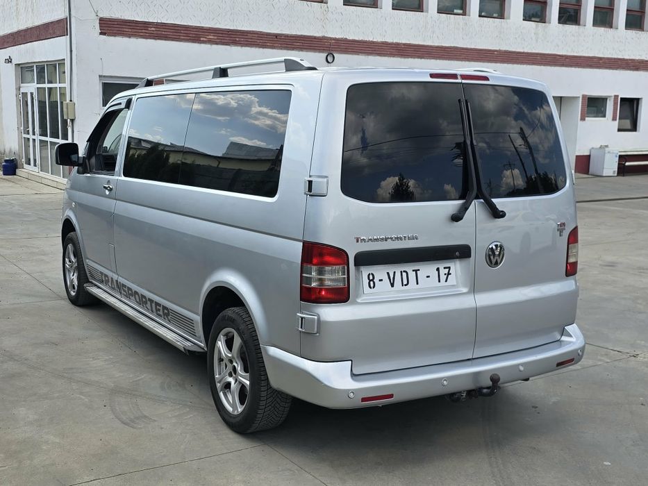 Vw transporter t5 dublu-cabina XXL 2010.  174cai
