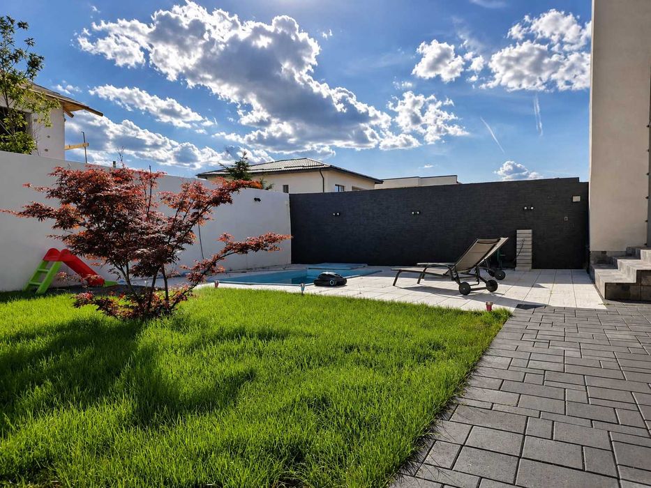 Casă premium la cheie | Mobilata si utilata | Piscină încălzită | Garaj 32 mp | 140 mp utili | Cârcea – Zona Ionumi