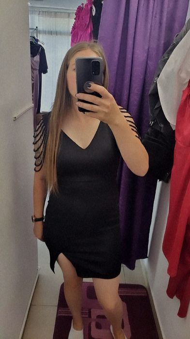 Vând Rochie elegantă