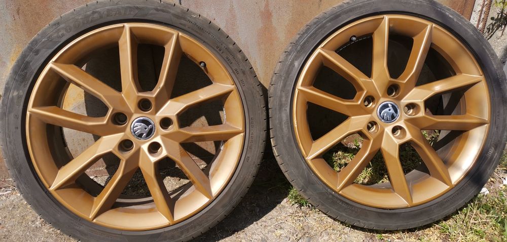 Gemini 18" Goodyear asymetric 6 dot 23 225/40/18