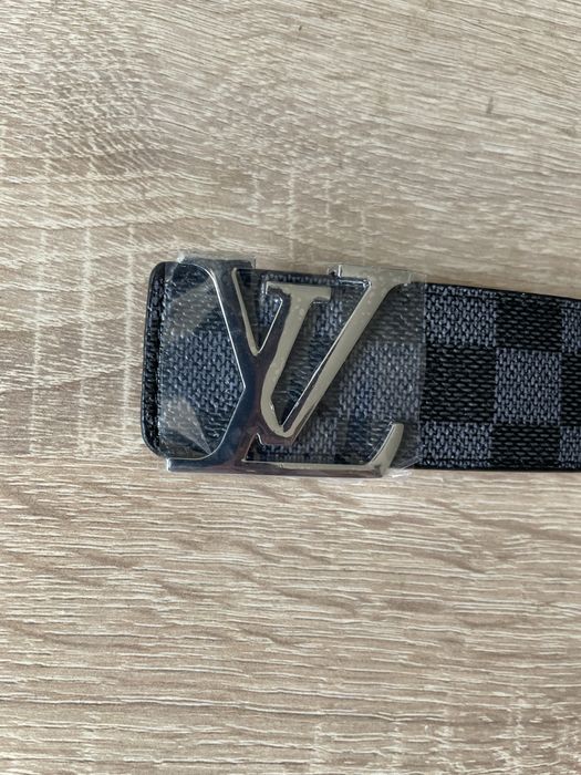 Curea Louis Vuitton (LV)