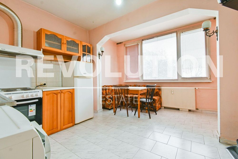 Дава се под наем Тристаен апартамент в София, Сухата река - 90 кв.м за 620 € - Снимка #4