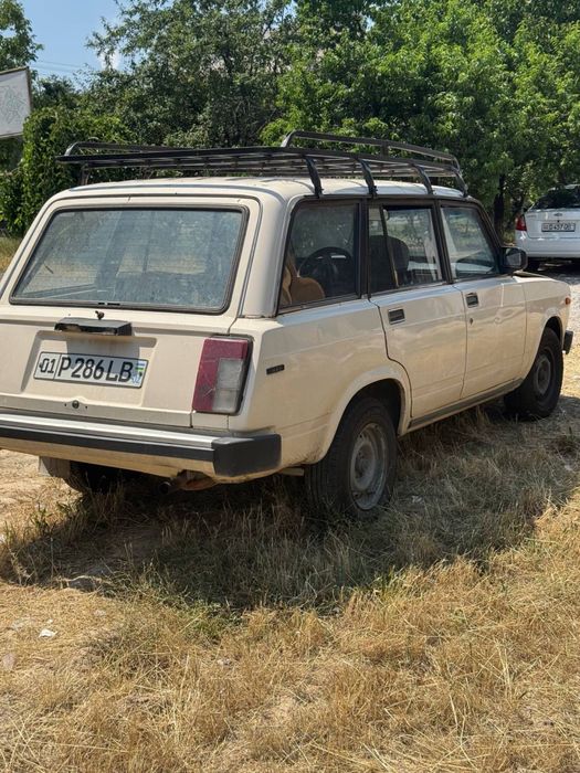 Sotiladi: VAZ 2104