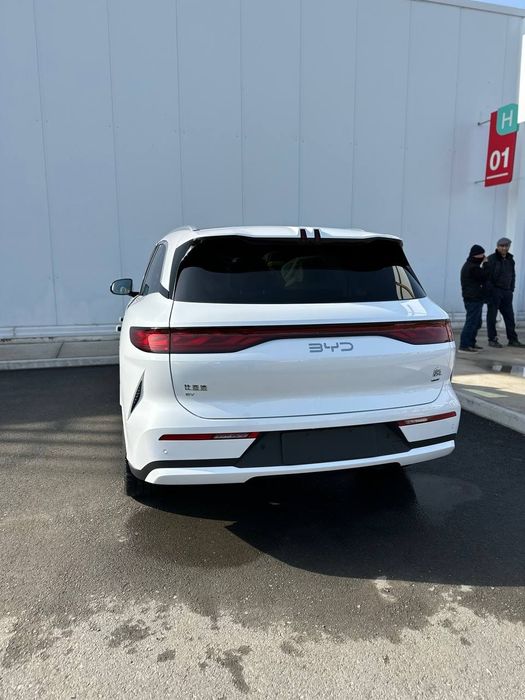 Byd Tang L yengi