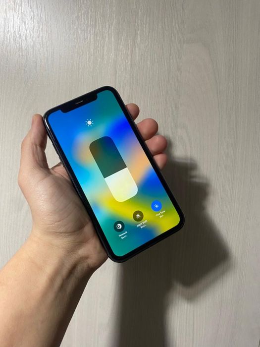 Продам Айфон 11/ Iphone 11