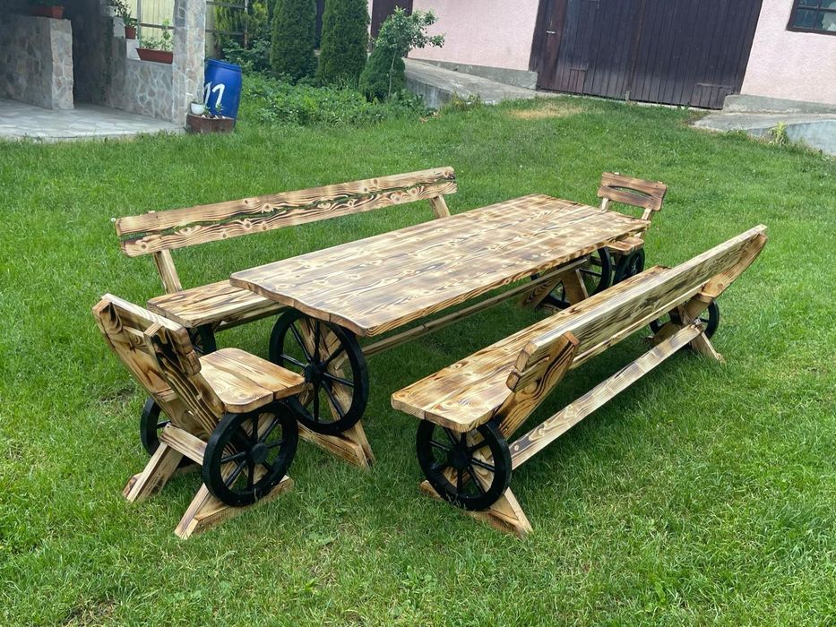 Masa rustica din lemn masiv