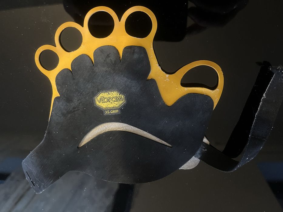 Grivel manusi de fisura