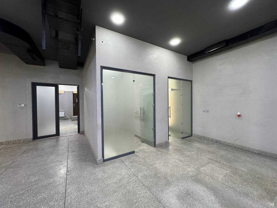 Продается здание 
Шайхантахурский район
Ориентир: Улица Навои