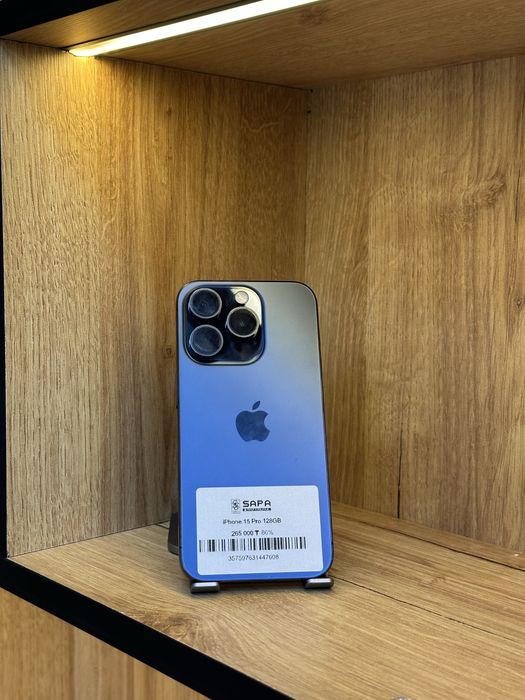 айфон 15 про  синий