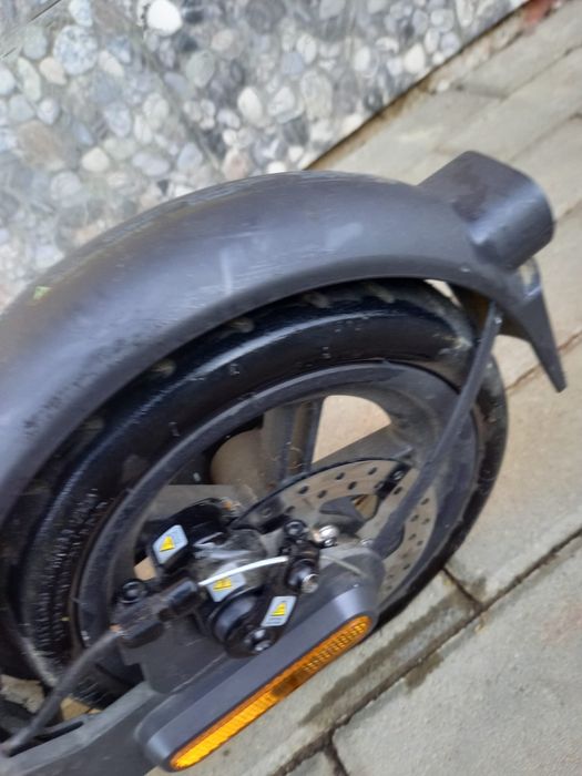 Trotineta Xaomi Mi Electric Scooter Essential
