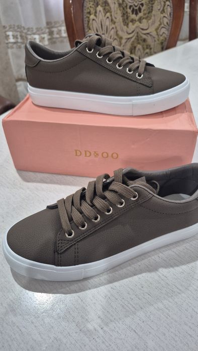 "Кроссовки" в шоколаде