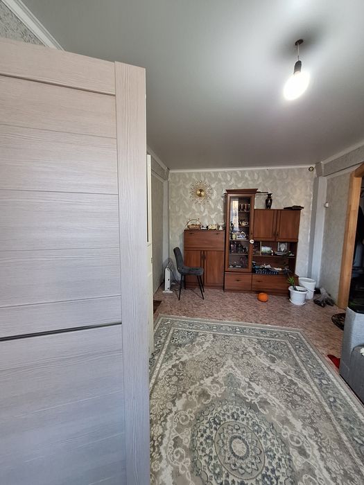Продам 2 ком квартиру район стеклянного.