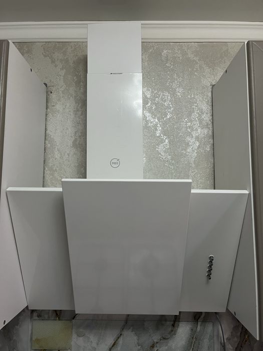 Продаеться вытяжка в хорошем состоянии