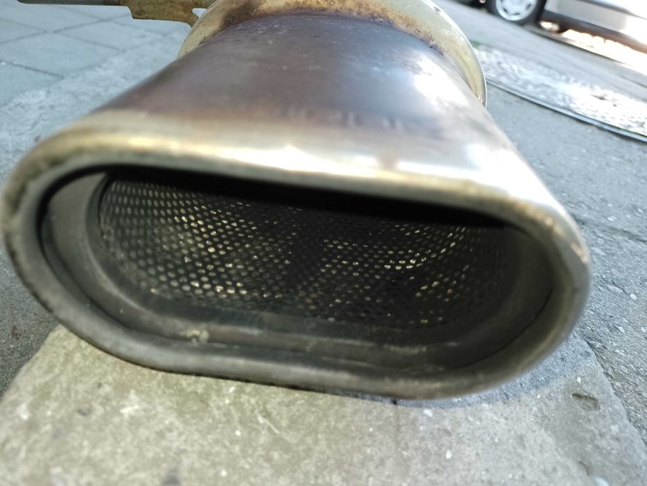 Крайно гърне БМВ Е60