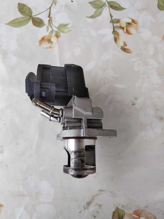 EGR/ЕГР клапан Borgwarner за БМВ/BMW Е90/Е91 N47
