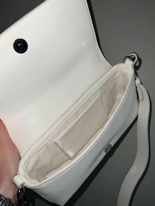 Оригинална чанта Calvin Klein