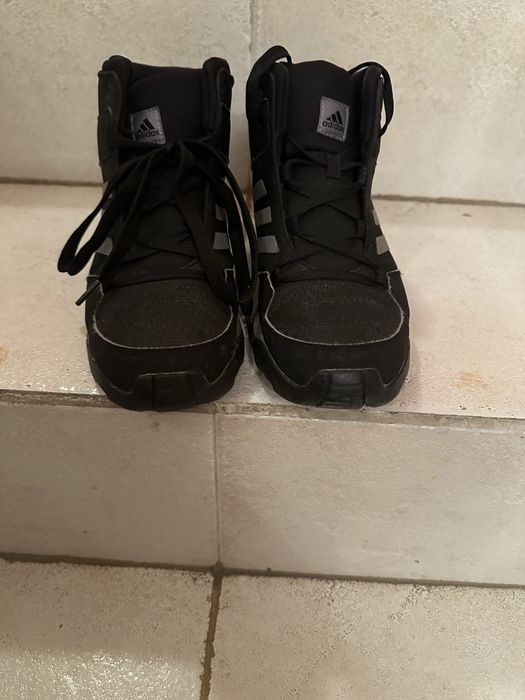 Adidas маратонки