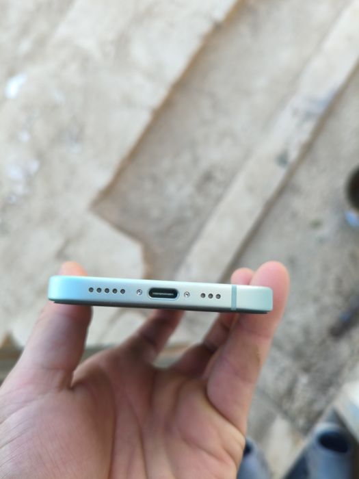 iPhone 15 акб 87% 128 гв без ремонта