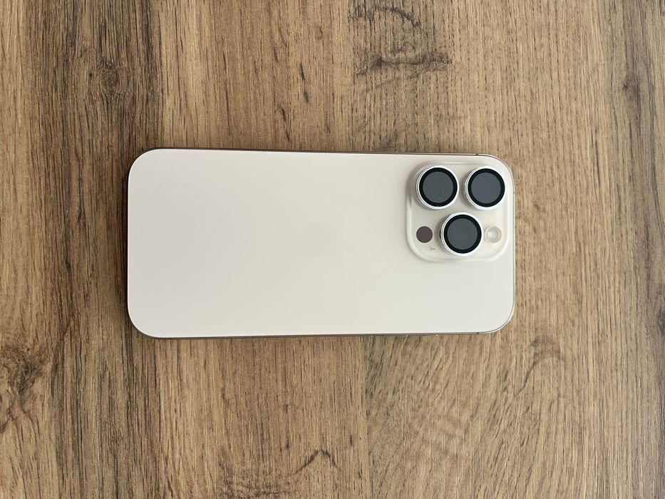 Прдам Айфон 16про