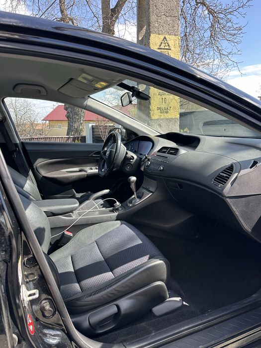 Honda civic 1.8 2010