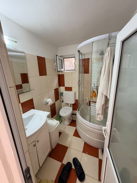 Casă 3 camere + teren 190 mp | Zona Brătianu | Centrală gaz | Curte proprie | 149.900 €