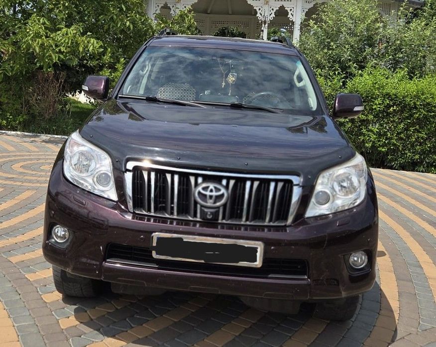 Toyota Land Cruiser Toyota Land Cruiser 3.0 D-4D Automată | 3 Uși | 2009 | Stare Impecabil