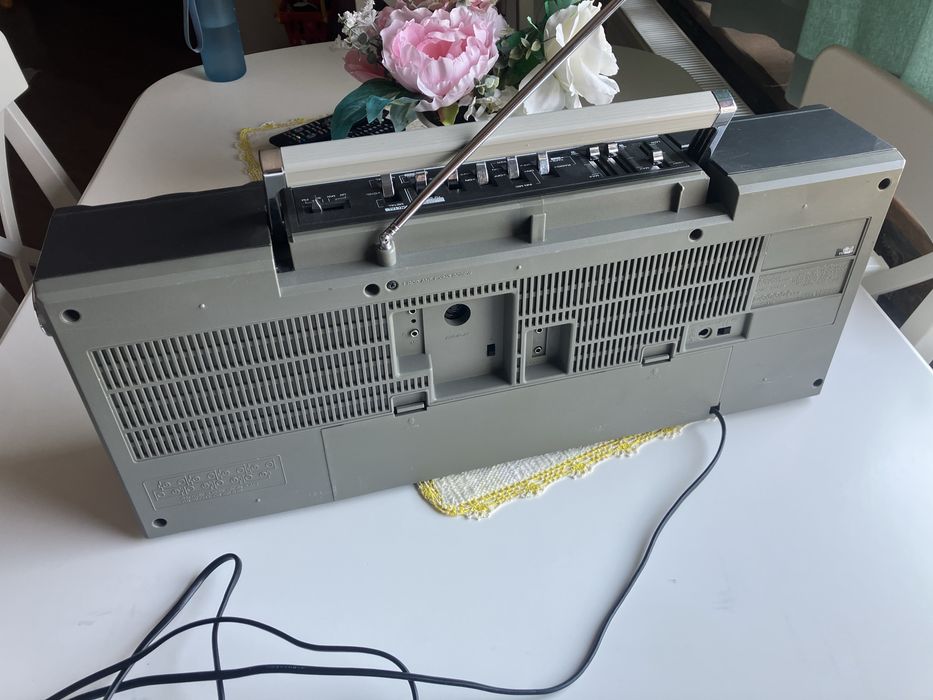 Радио касетофон Hitachi W55E