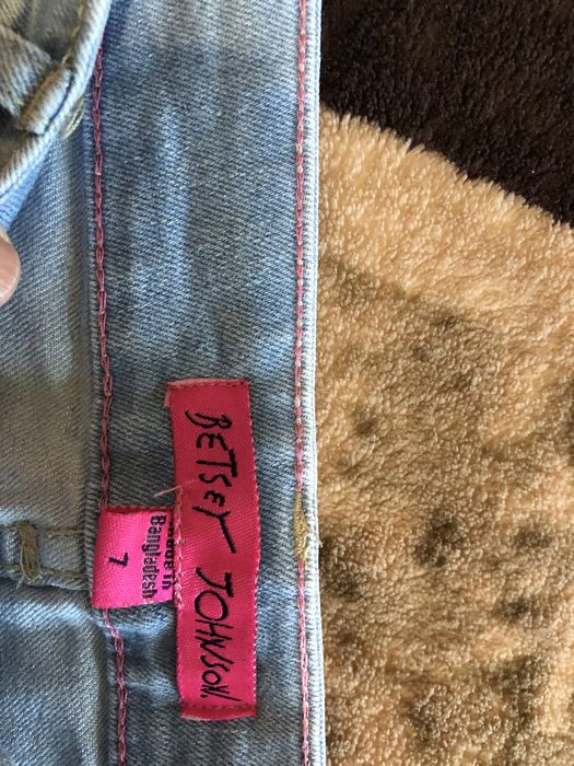 Продаются джинсы