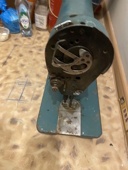 Продаю обувную машинку