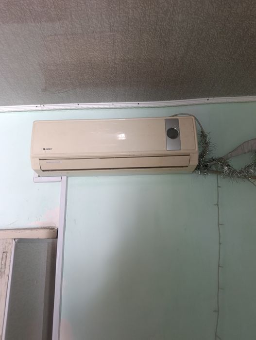 Продаю кондиционер GREE 9 рабочий