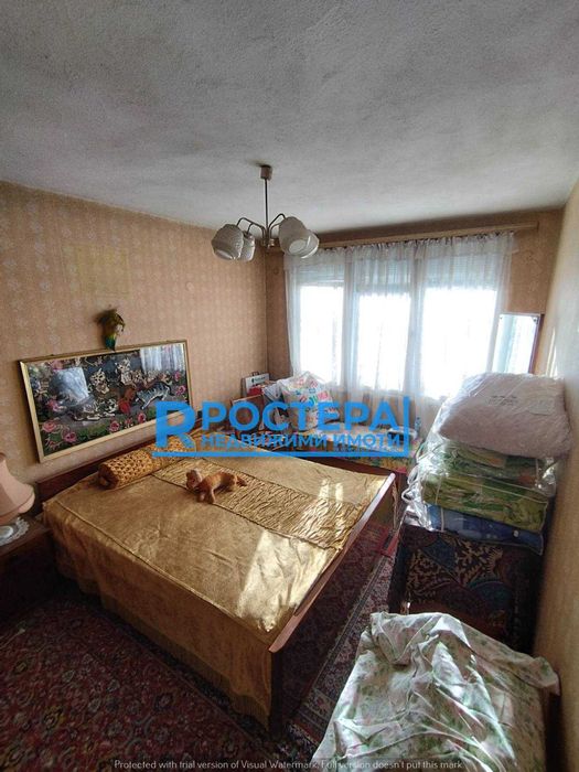 Район Пазара!!! Четиристаен Тухлен Апартамент!!! Етаж Трети!!!