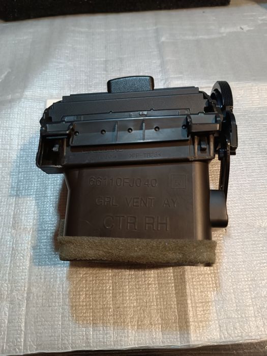 Subaru 66110FJ040 Дефлектор воздуховода