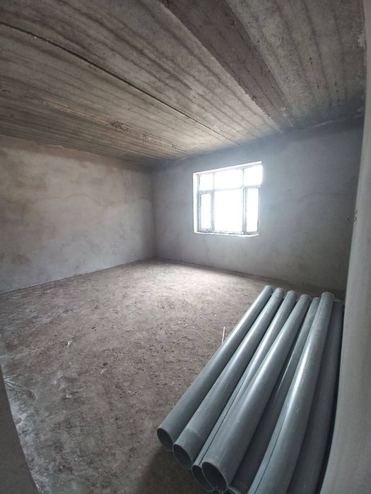 Uy sotiladi karopka fozilifda moljal mexnat vinazavodan otganda