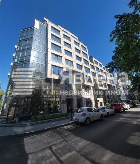 Продава се Офис в София, Лозенец - 210 кв.м за 3498 €/кв.м - Снимка #7