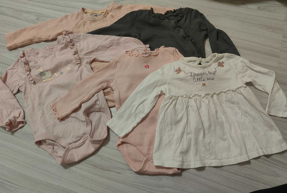 Комплект дрешки за момиче, размер 80