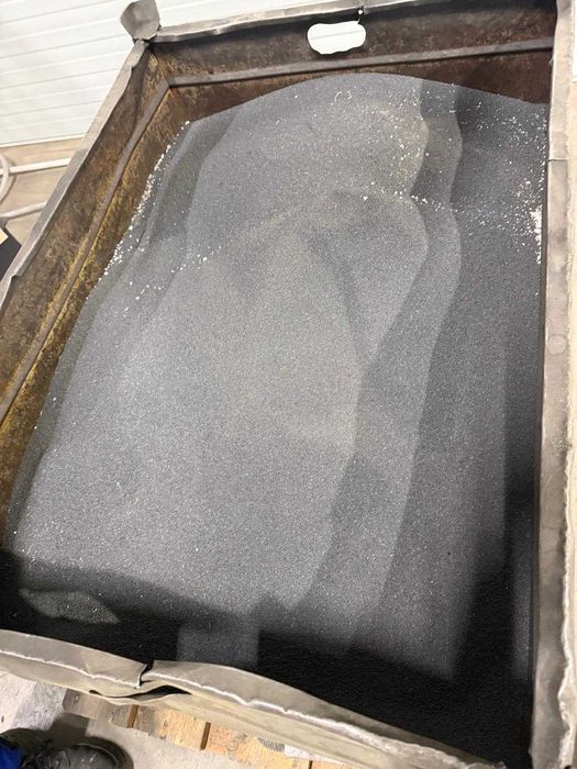 De vanzare elevator de masini si alice de sablare