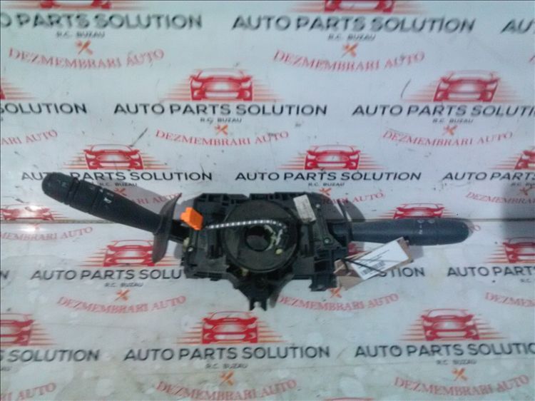 bloc lumini stergatoare dacia solenza