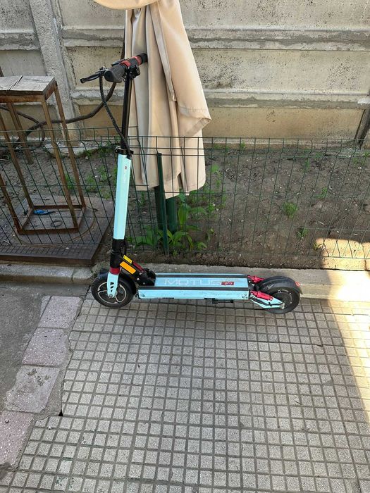 Vand trotineta  electrica Motus PRO 8.5 Lite 350W albastra
