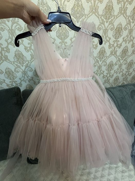 Продам палатье праздничное