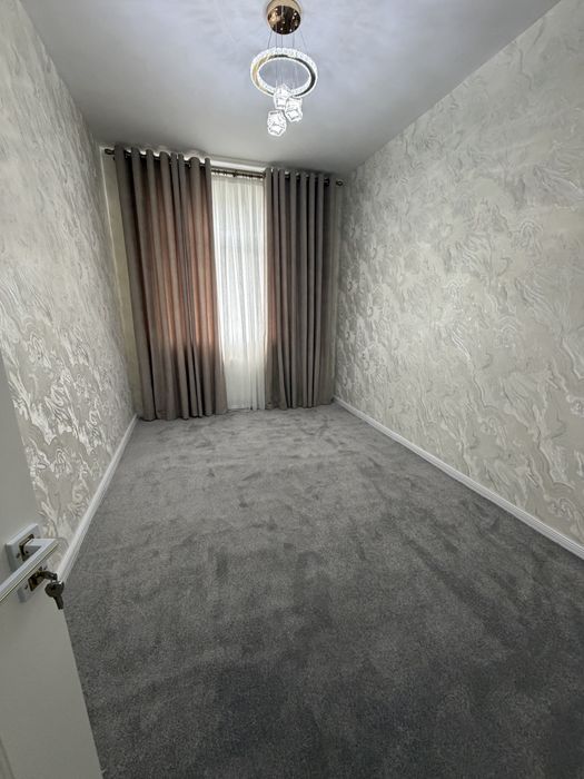 Продаю квартиру в новостройке на Карасу 6